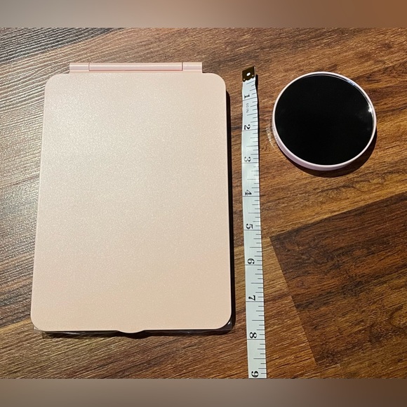 Travel vanity mirror - Picture 7 of 8